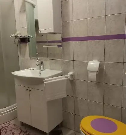 Andela - Krka Waterfalls Gæstehus Lozovac