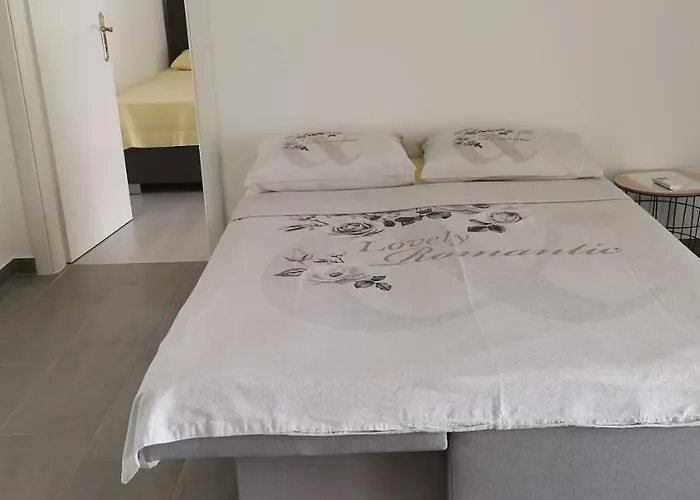 Konukevi Andela - Krka Waterfalls Lozovac