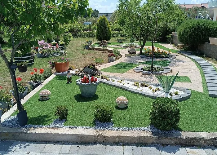 Konukevi Andela - Krka Waterfalls Lozovac