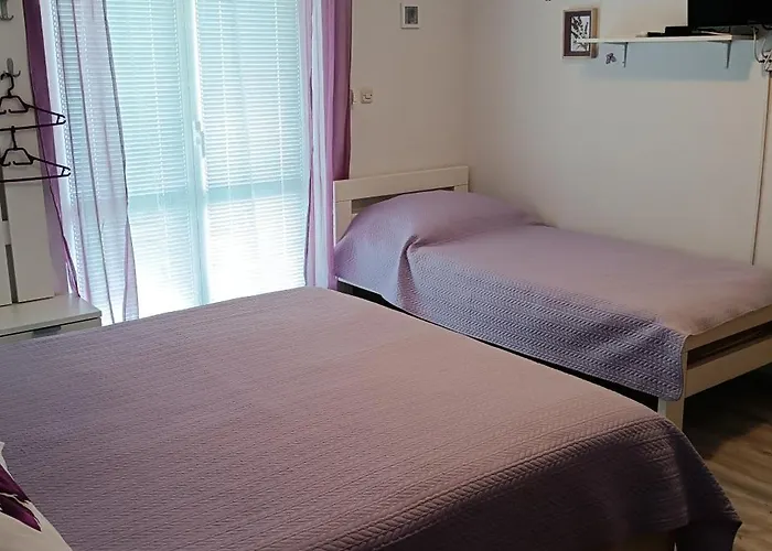 Andela - Krka Waterfalls