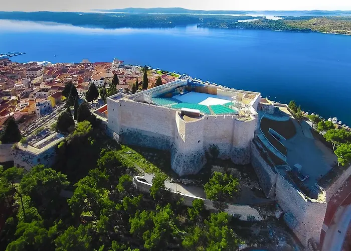Konukevi Andela - Krka Waterfalls